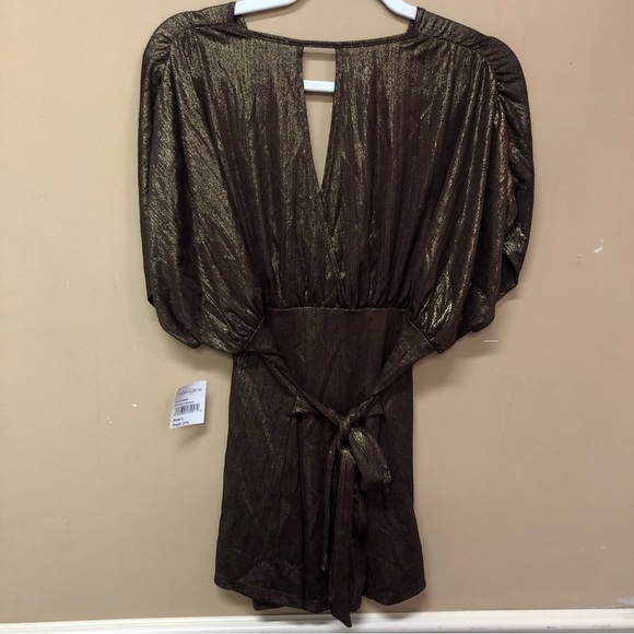 Flounce Dressy Blouse Brown and Gold Size L NWT - Picture 2 of 4